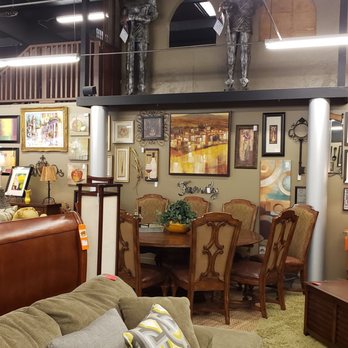 Ricochet Home Consignment - Furniture Stores Near Me - Garden City, Idaho