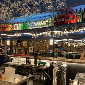 Piano Piano - Downstairs bar - Pizza Near Me - Toronto, Ontario Piano Piano - Downstairs bar - Pizza Near Me - Toronto, Ontario