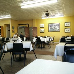 The Cafe - Warm local dining room out of sight  from I55,  but close. In the old section on the old road (US 51)