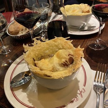 Café Latin - French Onion Soup - Brasseries Near Me - Paris, 75 Café Latin - French Onion Soup - Brasseries Near Me - Paris, 75