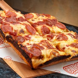Guido's Premium Pizza Pontiac