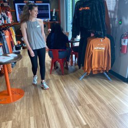 HOTWORX - Summerville, SC - N Main St - Here