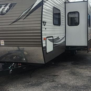 South Texas Rv - 2016 Hideout 
2 bedroom
2 slides 


Asking $17,400 black friday sale - RV Dealers Near Me - Pasadena, Texas