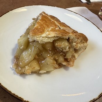 Linn's Restaurant - Apple pie - American Near Me - Cambria, California Linn's Restaurant - Apple pie - American Near Me - Cambria, California