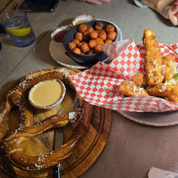 Maple Street Eatery - Sweet potato tots, shareable pretzel, fried zucchini - Bars Near Me - Livermore, California Maple Street Eatery - Sweet potato tots, shareable pretzel, fried zucchini - Bars Near Me - Livermore, California