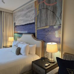 Sophy Hyde Park - Stay here!