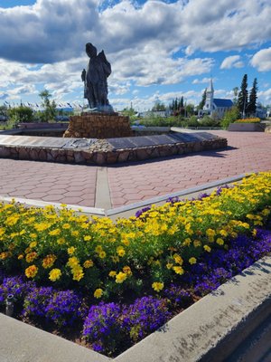 Golden Heart Plaza by null