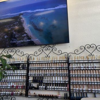 Natural Nail & Spa - Waxing Near Me - Studio City, California
