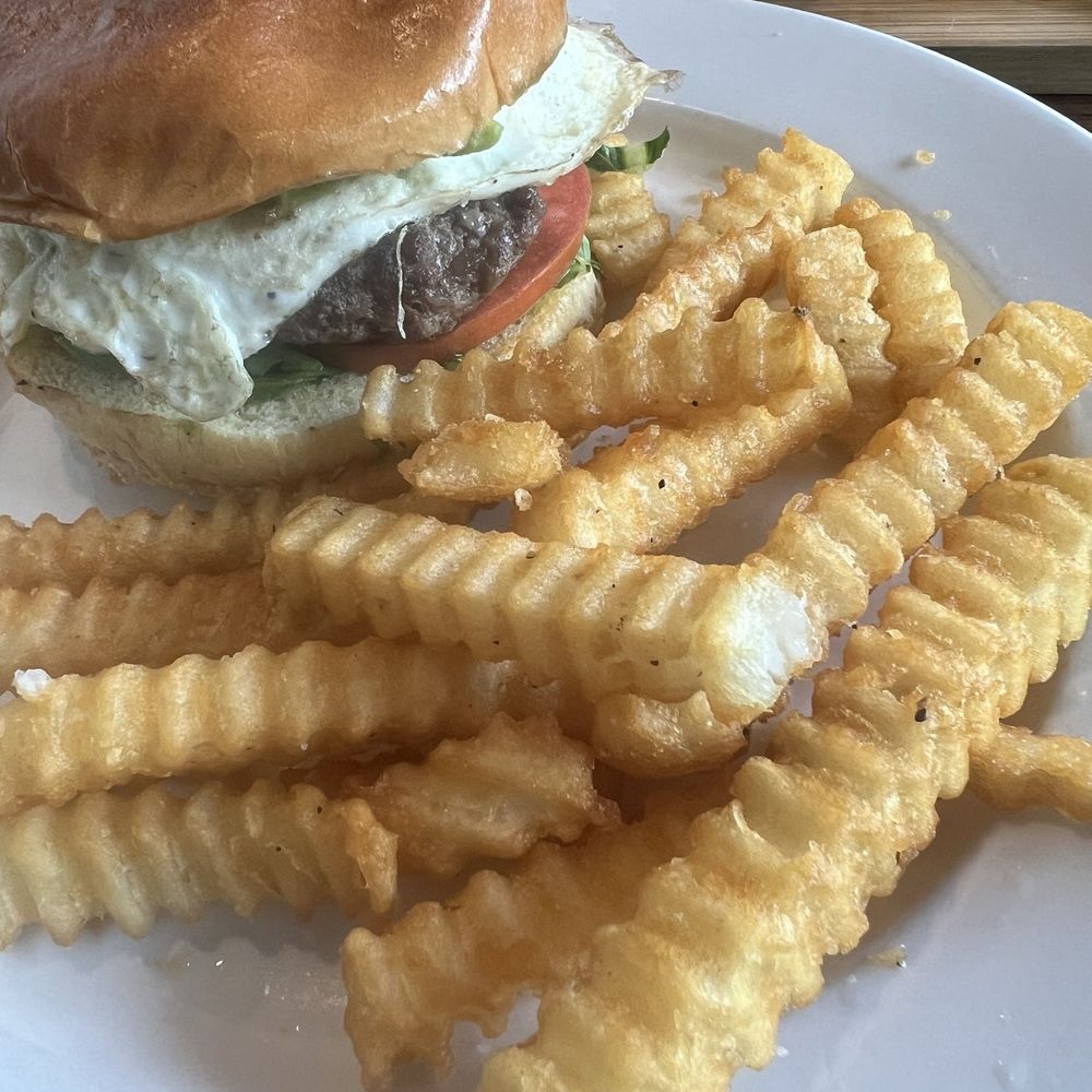 Toast & Berry - Avo burger Crinkle fries - Breakfast & Brunch Near Me - Montgomery, Ohio Toast & Berry - Avo burger Crinkle fries - Breakfast & Brunch Near Me - Montgomery, Ohio