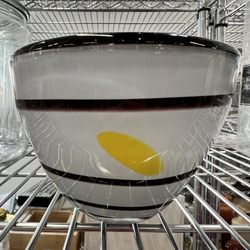 Goodwill - Palmetto Bay - Beautiful hand blown glass bowl