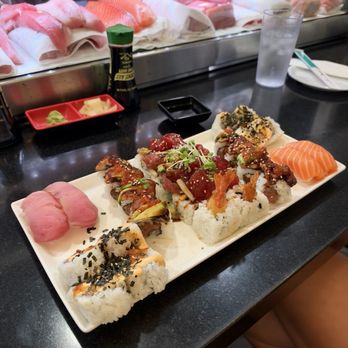 Miso Phat Sushi Lahaina - Maguro nigiri, Phat roll, TNT roll, Philadelphia roll, salmon nigiri - Sushi Bars Near Me - Lahaina, Hawaii