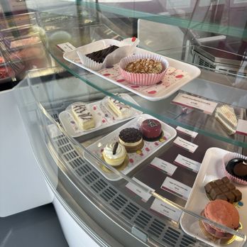 Le Macaron French Pastries - Pastries - Macarons Near Me - Long Beach, California
