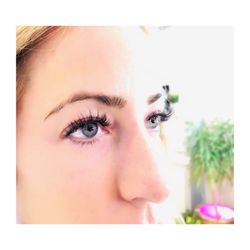 EmbellishU - Classic Lashes