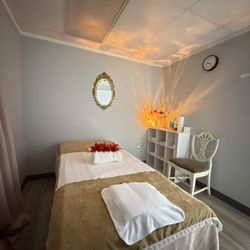 Queen Spa & Massage