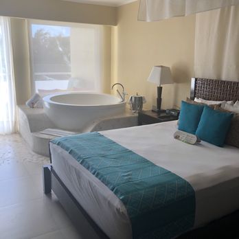 Azul Sensatori - Our bed with jacuzzi - Hotels Near Me - Puerto Morelos, ROO