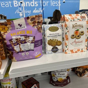 Ross Dress for Less - Snacks at checkout - Women's Clothing Near Me - Columbia, Maryland Ross Dress for Less - Snacks at checkout - Women's Clothing Near Me - Columbia, Maryland