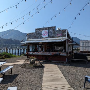 Tracy's King Crab Shack - Cooking shack - Bars Near Me - Juneau, Alaska Tracy's King Crab Shack - Cooking shack - Bars Near Me - Juneau, Alaska