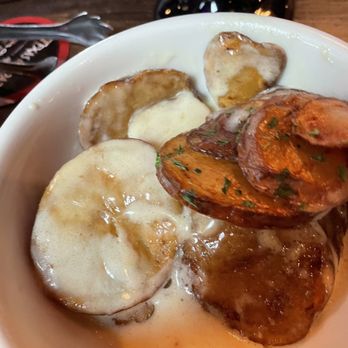 Texas de Brazil - Orlando - Scallop potatoes from the hot bar - Brazilian Near Me - Orlando, Florida Texas de Brazil - Orlando - Scallop potatoes from the hot bar - Brazilian Near Me - Orlando, Florida