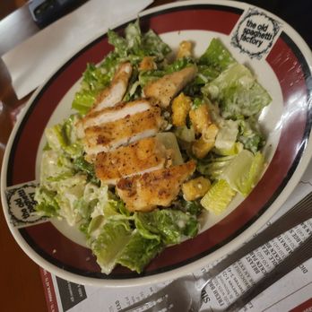 The Old Spaghetti Factory - Chicken Ceasar salad ' excellent - Italian Near Me - Riverside, California