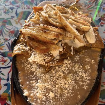 Super Antojitos - Chilaquiles con Huevo Plate - Mexican Near Me - Orange, California Super Antojitos - Chilaquiles con Huevo Plate - Mexican Near Me - Orange, California