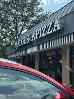 Tomatoes APizza (14 Mile Rd) by null