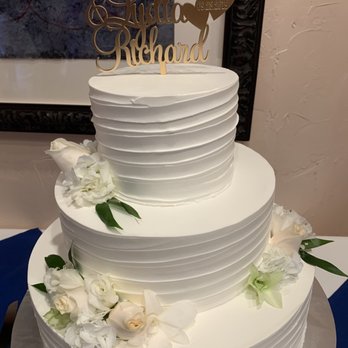 Commerce Flowers - Decorated our Wedding Cake - Florists Near Me - City Of Commerce, California Commerce Flowers - Decorated our Wedding Cake - Florists Near Me - City Of Commerce, California