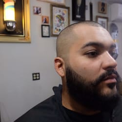 Hipnotik Barbershop