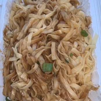 King Dumplings - 8/15/20 yellow noodle with peanut sauce - Chinese Near Me - New York, New York