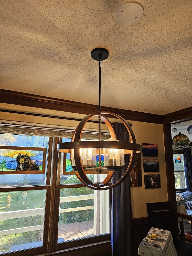 Slide of Lynch's Handy Service