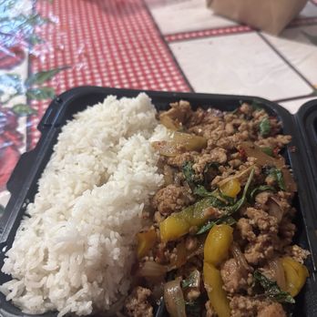 Chicken Kai - Spicy basil (Pad Ka Praw) - Thai Near Me - East Los Angeles, California