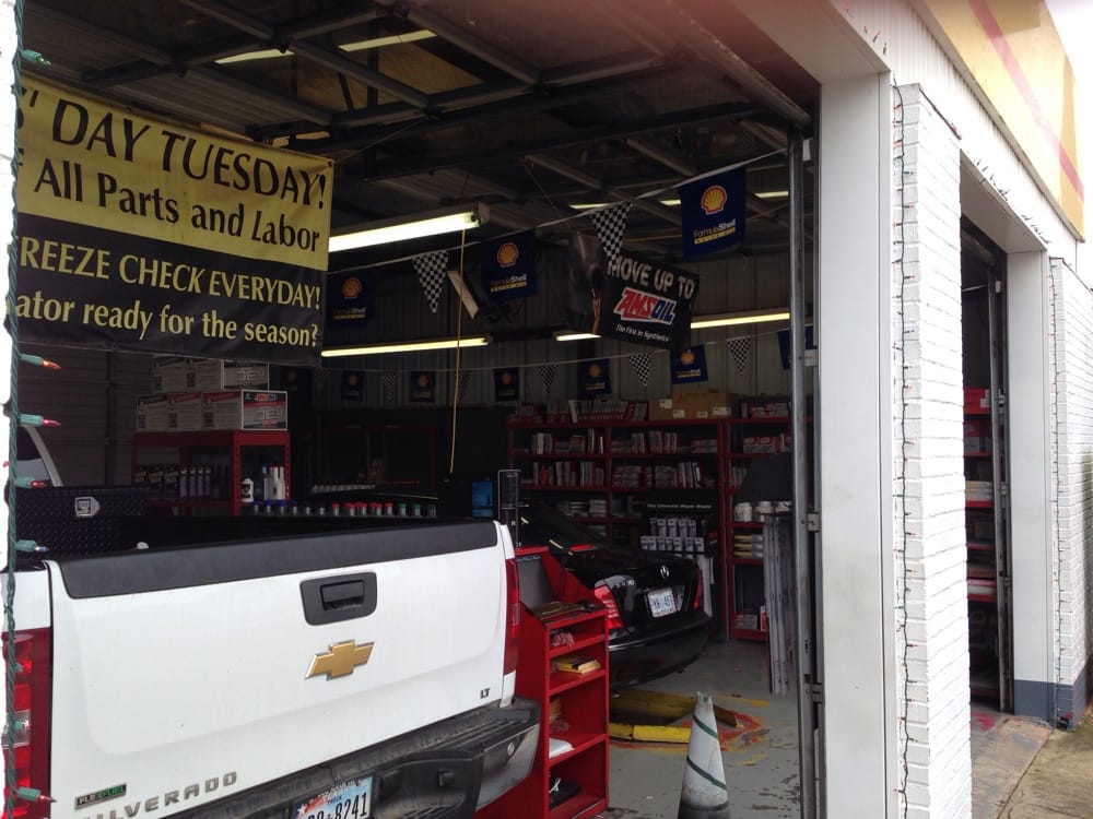 SHELL RAPID LUBE Updated April 2024 1711 Delaware Ave,