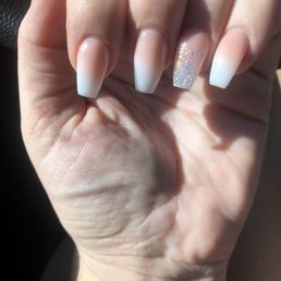 Ombré nails with glitter