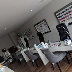Nails By Zoe Brown