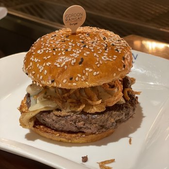 Gordon Ramsay Burger Las Vegas - Stout Burger - Burgers Near Me - Las Vegas, Nevada Gordon Ramsay Burger Las Vegas - Stout Burger - Burgers Near Me - Las Vegas, Nevada