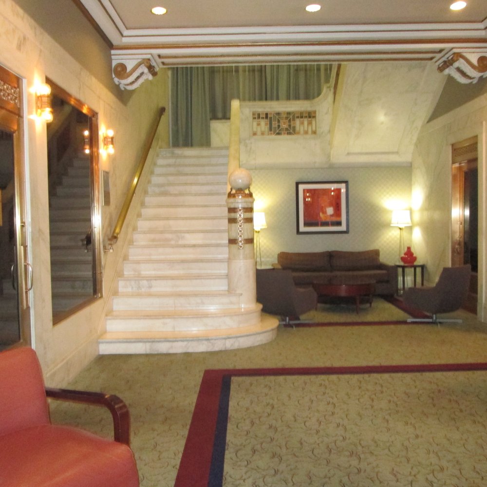 River Hotel - White marble staircase - Hotels Near Me - Chicago, Illinois