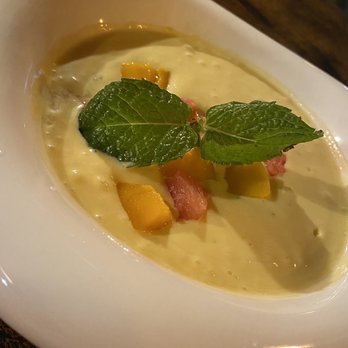 Spices 39 - Mango pomelo sago - Bars Near Me - Houston, Texas