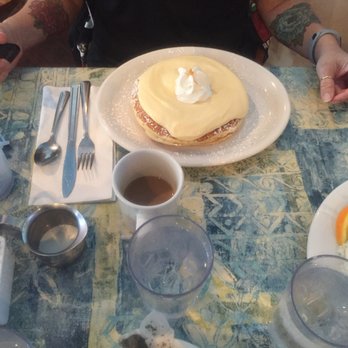 Moke's Bread & Breakfast - Breakfast & Brunch Near Me - Kailua, Hawaii