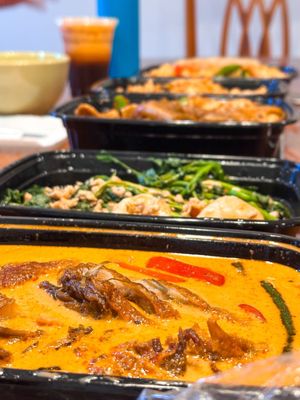 Kin Dee Thai & Pho by null