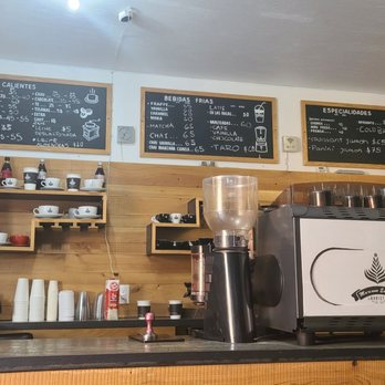 Mario Barista Estrada - Inside - Coffee & Tea Near Me - Zapopan, JAL Mario Barista Estrada - Inside - Coffee & Tea Near Me - Zapopan, JAL