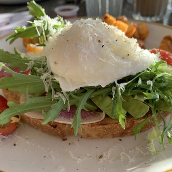 Deck. - Avocado toast was great - Hawaiian Near Me - Honolulu, Hawaii Deck. - Avocado toast was great - Hawaiian Near Me - Honolulu, Hawaii