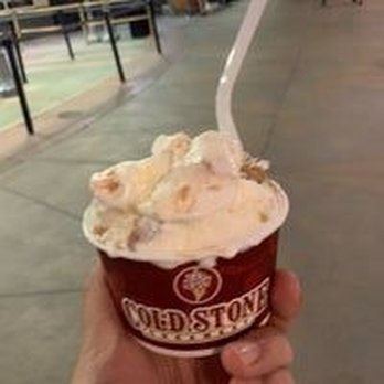 Cold Stone Creamery - Vanilla and cheesecake with cookie dough - Ice Cream & Frozen Yogurt Near Me - Burbank, California Cold Stone Creamery - Vanilla and cheesecake with cookie dough - Ice Cream & Frozen Yogurt Near Me - Burbank, California