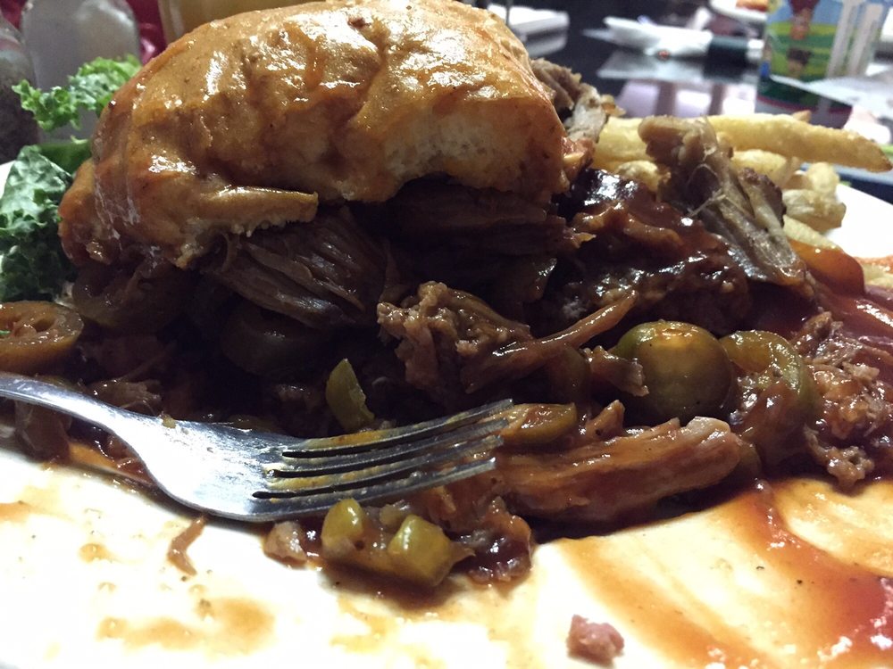 CROSSROADS AMERICAN GRILLE 40 Reviews 43 Mall, West Sand Lake, New