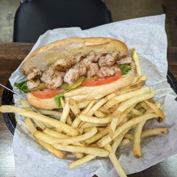 Grilled shrimp Po boy Grilled shrimp Po boy