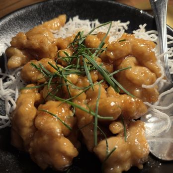 P.F. Chang's - Crispy honey chicken - Asian Fusion Near Me - Saint Charles, Missouri P.F. Chang's - Crispy honey chicken - Asian Fusion Near Me - Saint Charles, Missouri