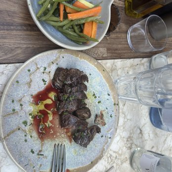 La Taverneta - Off the grill steak and vegetables - Mediterranean Near Me - Barcelona, B