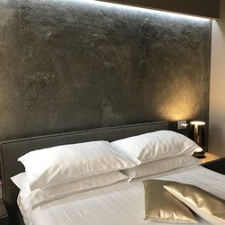 Ginevra Rooms - Nice roomy and comfy bed.
