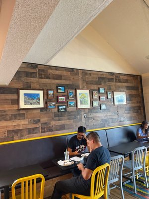 Pa’l Carajo Arepa Lounge by null