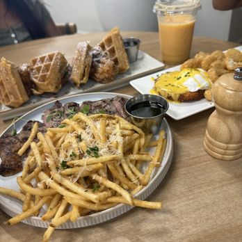 Lunakin Café - Breakfast & Brunch Near Me - Las Vegas, Nevada Lunakin Café - Breakfast & Brunch Near Me - Las Vegas, Nevada