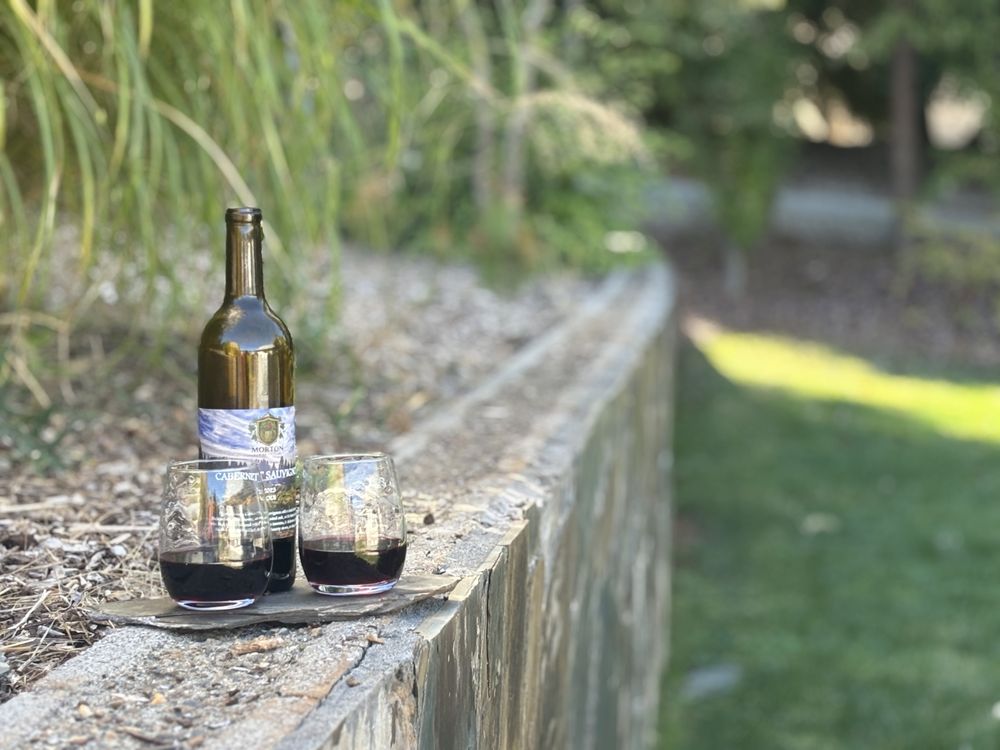 Morton Family Cellars Logo