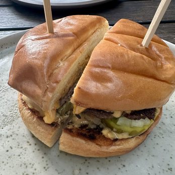 Dovetail - Happy Hour Cheeseburger. Very similar to a Big Mac style flavour. - American Near Me - Vancouver, British Columbia Dovetail - Happy Hour Cheeseburger. Very similar to a Big Mac style flavour. - American Near Me - Vancouver, British Columbia
